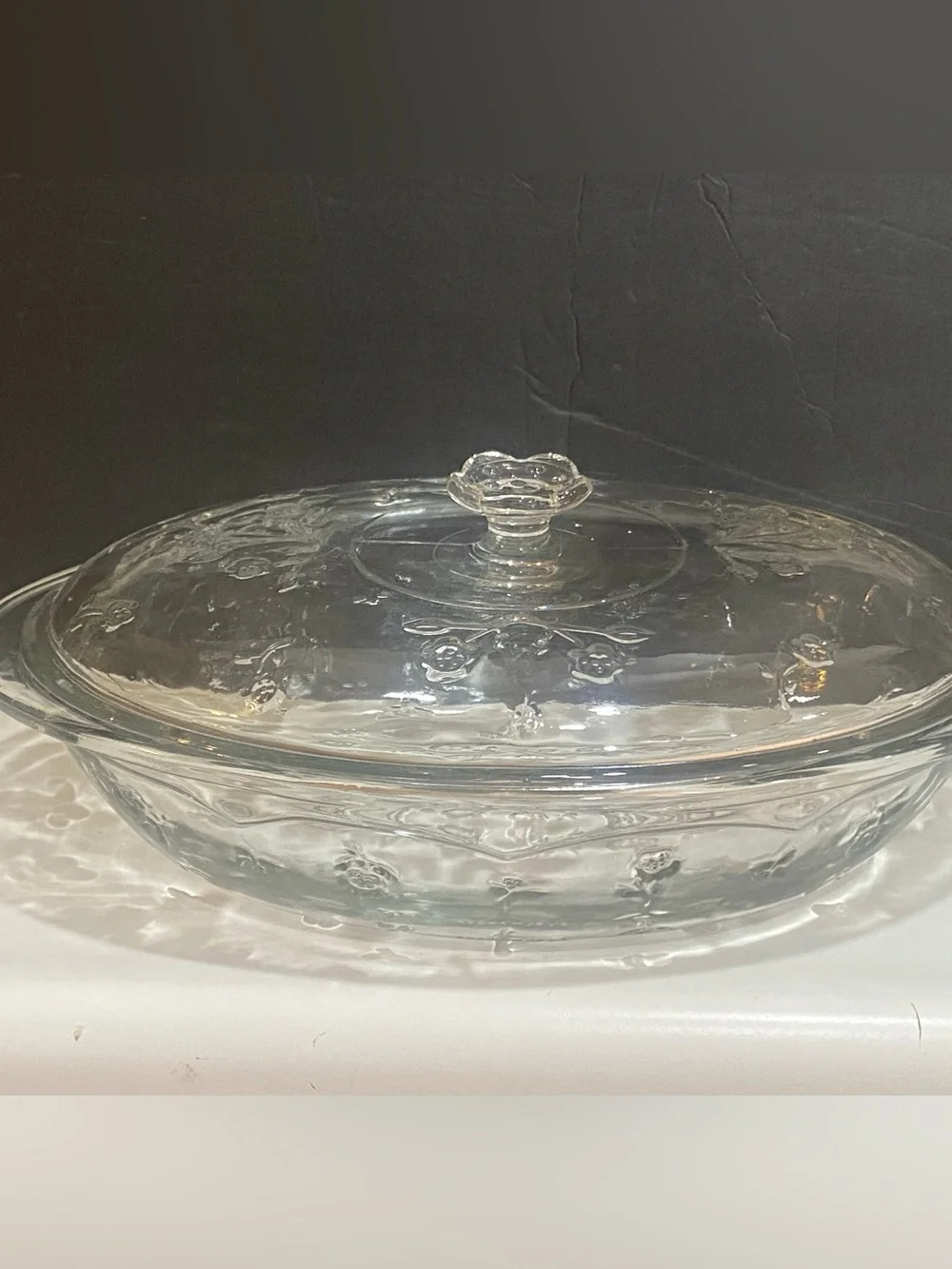 Vintage Anchor Hocking Savannah Glass Oval 2 Qt Lidded Casserole Dish Floral Ros